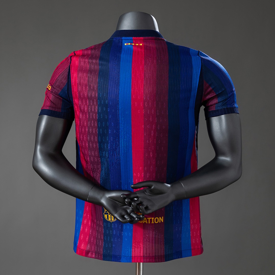 Barcelona Home 26/27 — Jogador